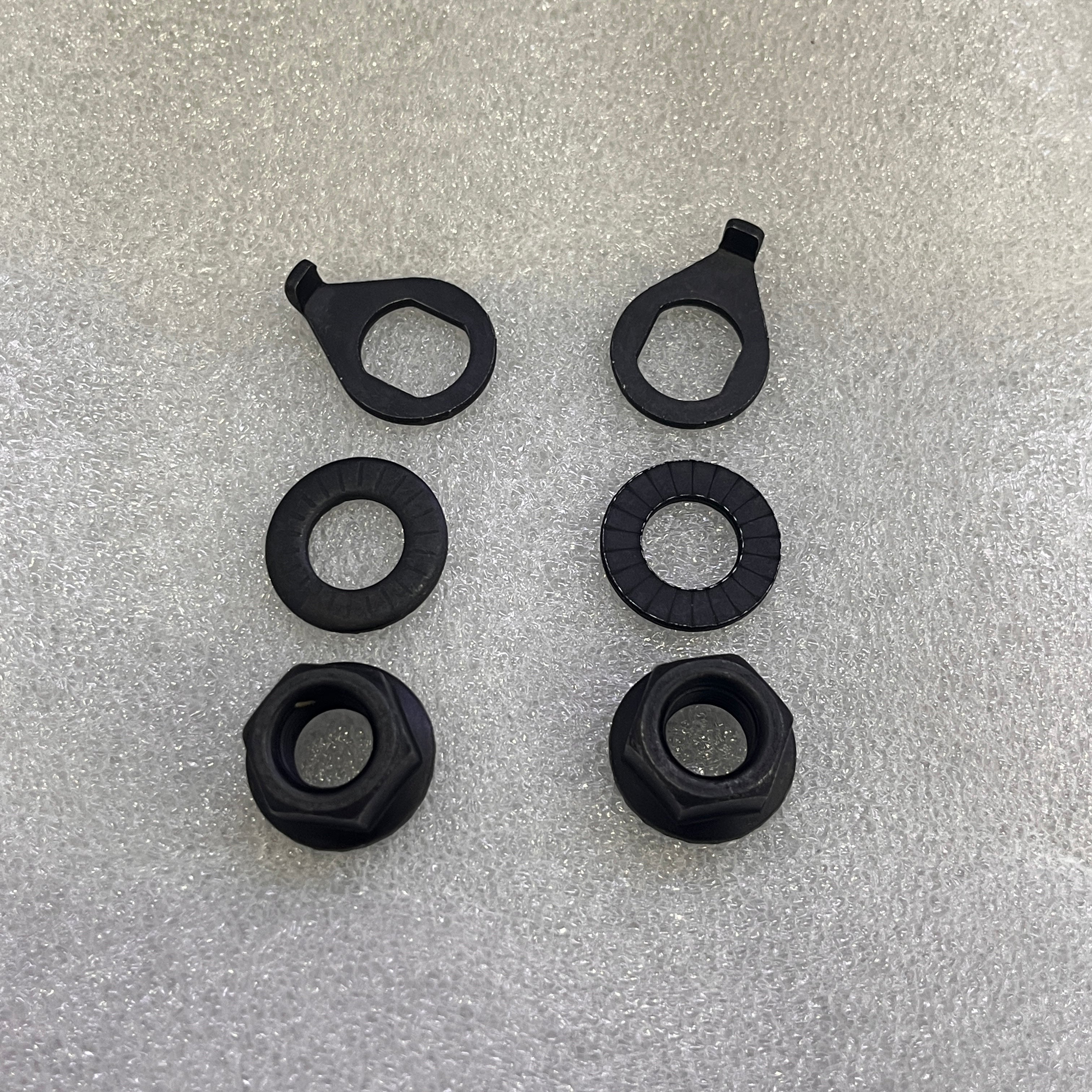 Front wheel screws, nuts, washers set